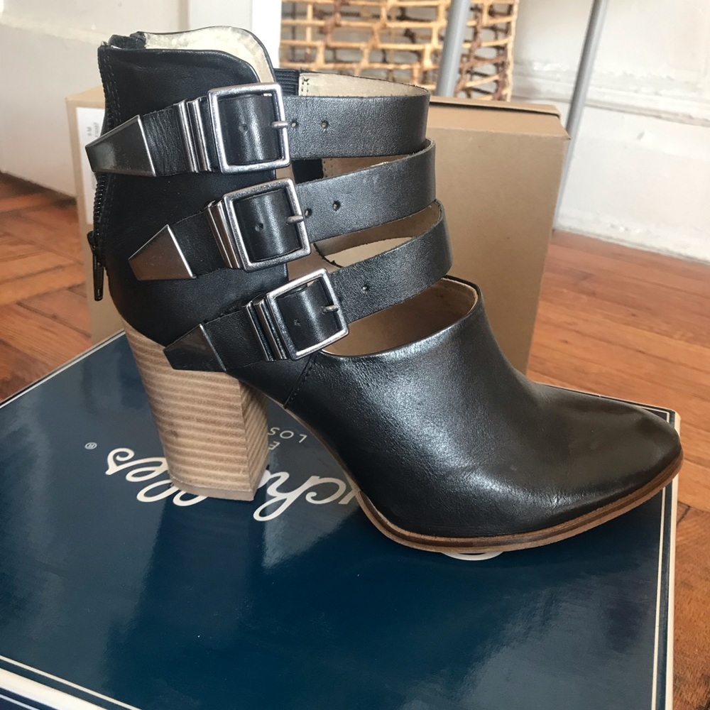 *negotiable* Seychelles Haywire booties